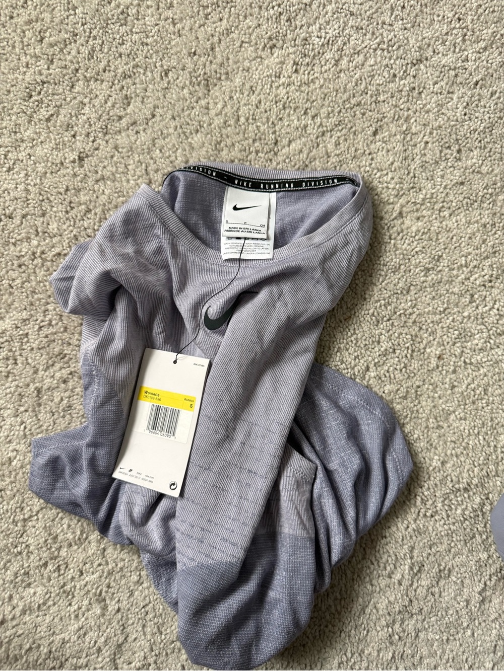Nike Dri-FIT Run Division Short-Sleeve Light Purple Size S Crew Performance Tee - Picture 7 of 7